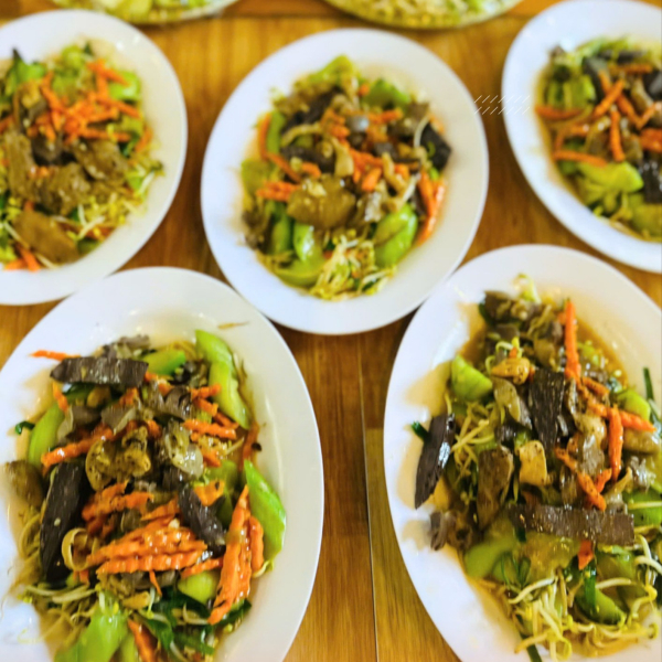 Lòng gà xào mướp