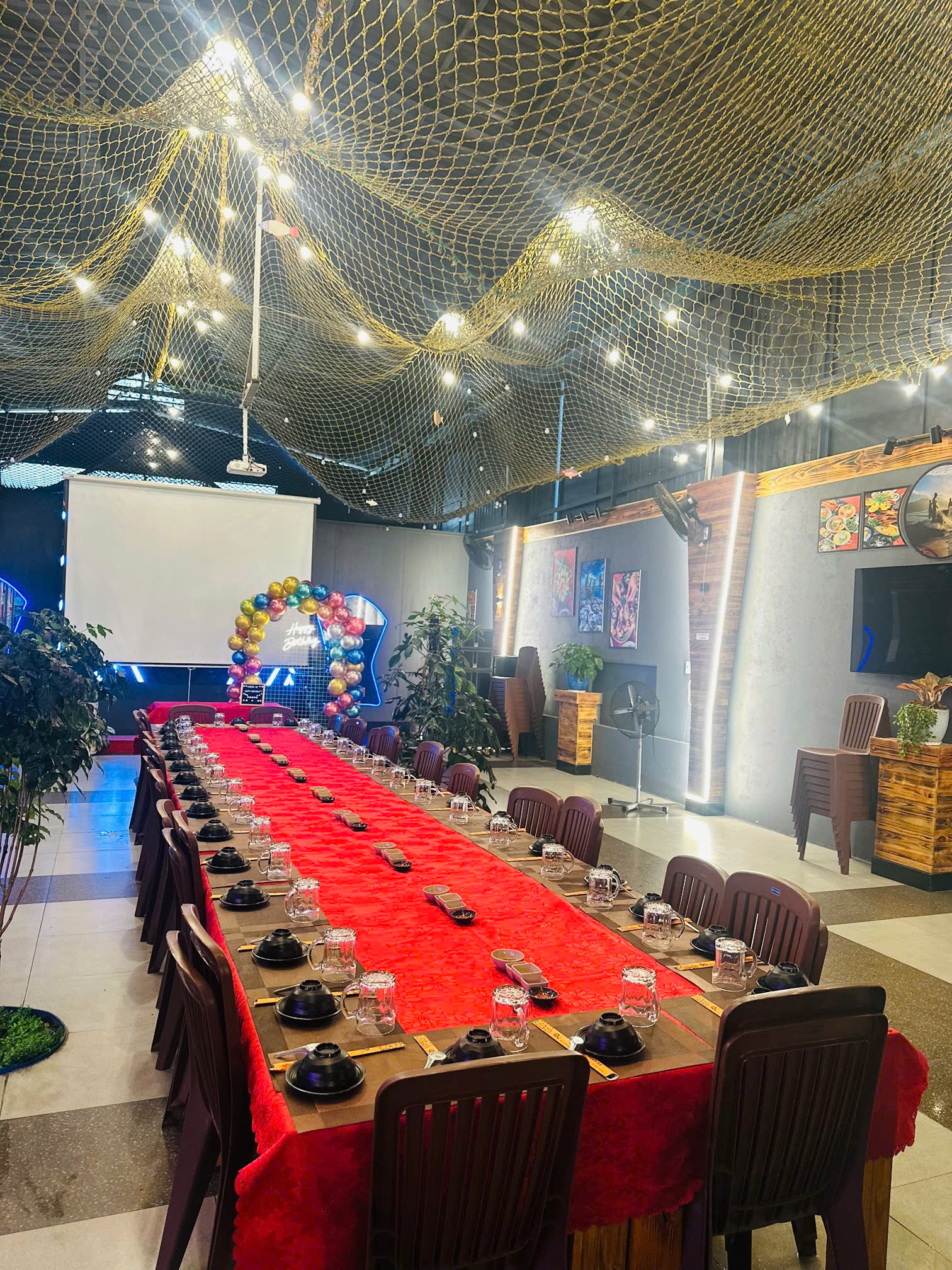 quán ăn gia đình vũng tàu hải sản ngân hà 